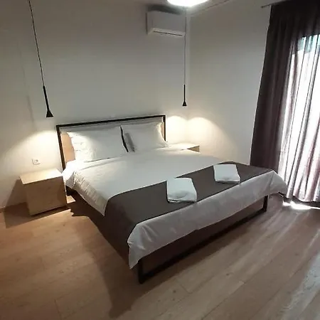 Kyriakos Apartment *